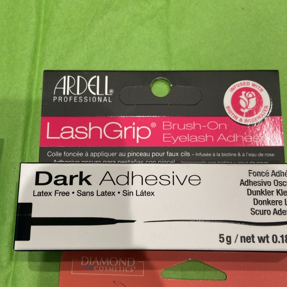 Bundle of Ardell and other brand, lashes and adhesive brand new inboxes - Picture 2 of 8